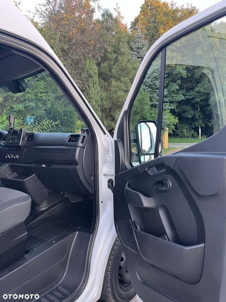 Renault Master - 10