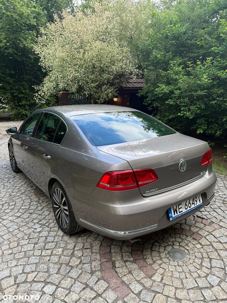 Volkswagen Passat 2.0 TDI 4Mot Highline DSG - 3