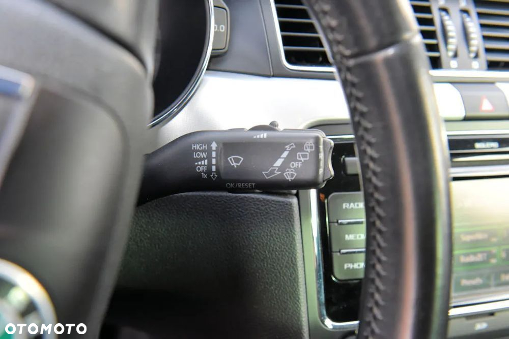 Skoda Superb 2.0 TDI Family DSG - 19
