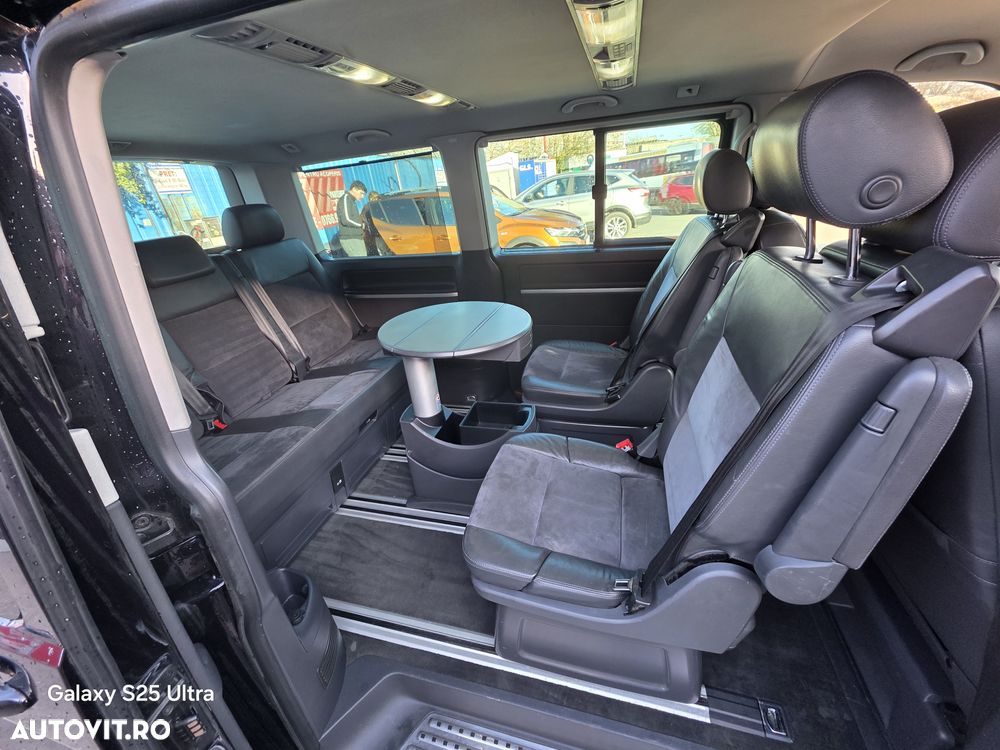 Volkswagen Multivan - 23
