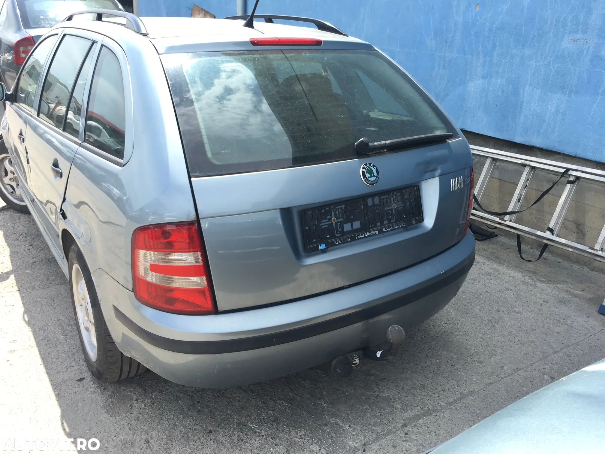 Dezmembrez Skoda Fabia 2003 - 1