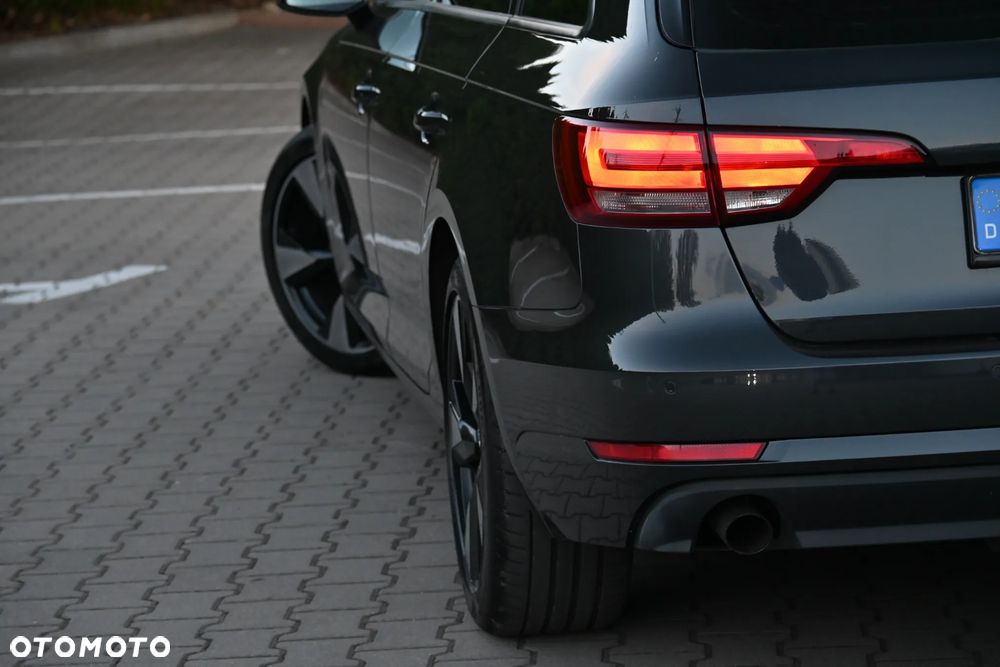 Audi A4 Avant - 16