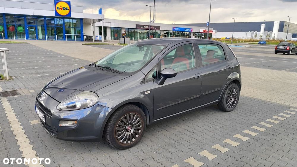 Fiat Punto 2012 photo 3