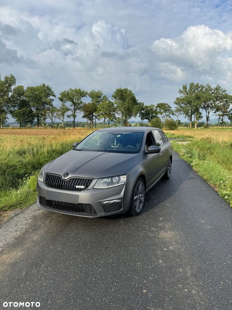 Skoda Octavia 2.0 TDI RS DSG - 1