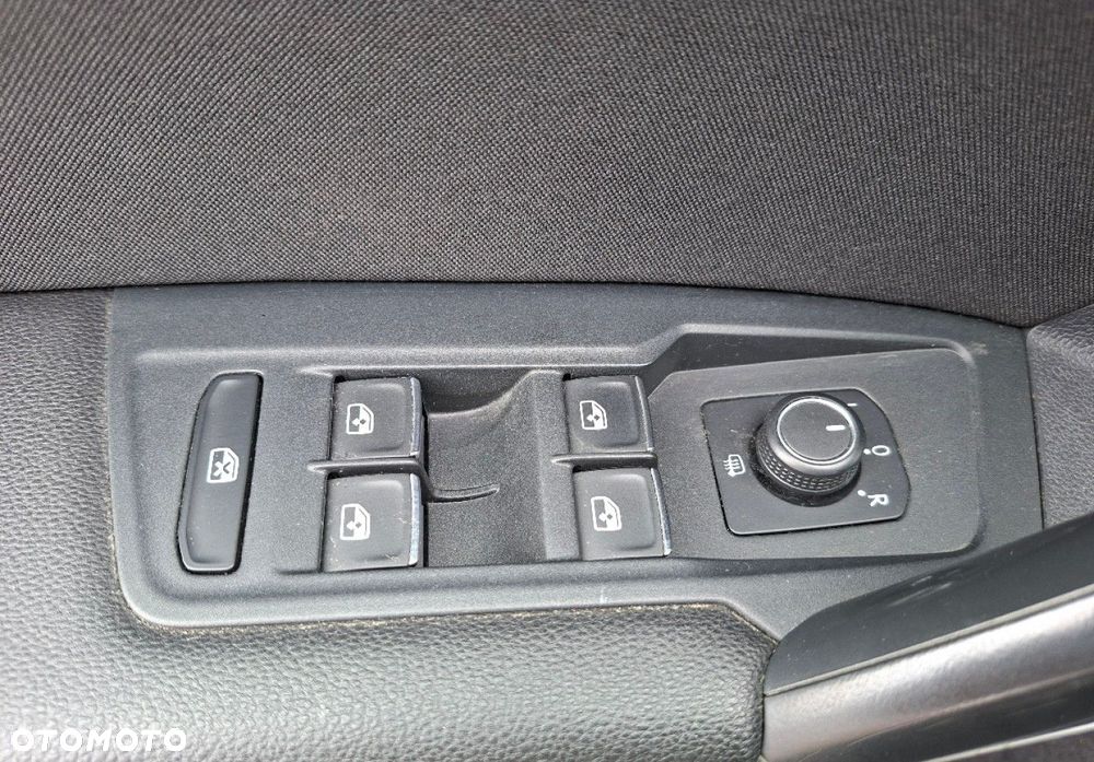 Volkswagen Tiguan - 29