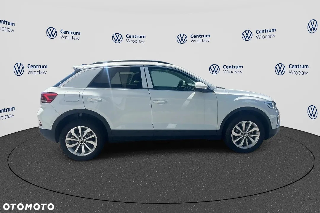 Volkswagen T-Roc - 4