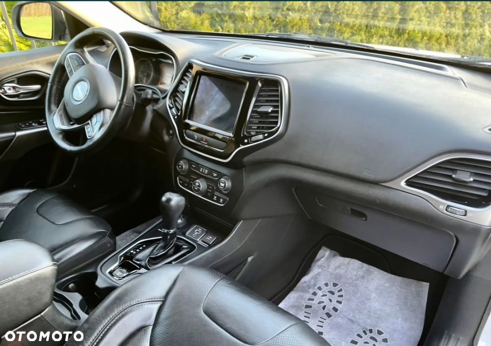Jeep Cherokee 2.0 GME Active Drive I Limited - 11