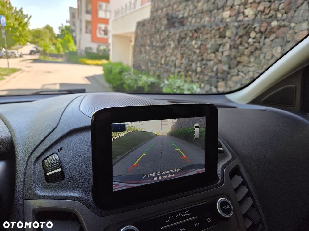Ford Tourneo Connect - 12