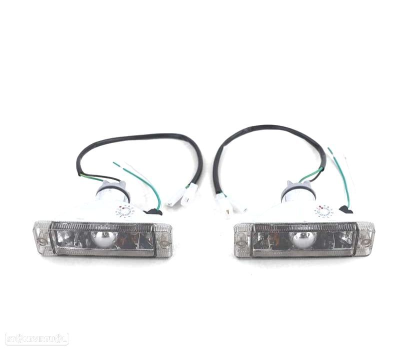 PISCAS FRONTAIS VOLKSWAGEN VW GOLF JETTA POLO CRISTAL CLARO PRETO COM LUZES DE POSIÇÃO - 2