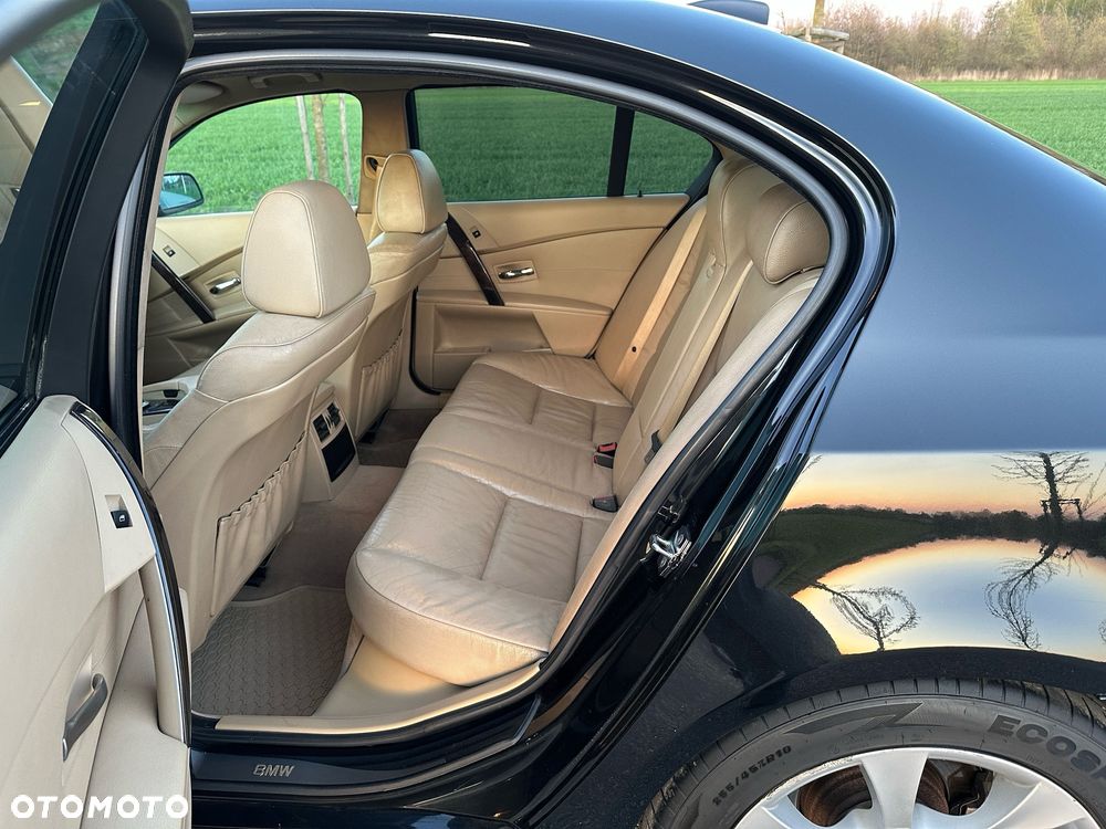 BMW Seria 5 - 24