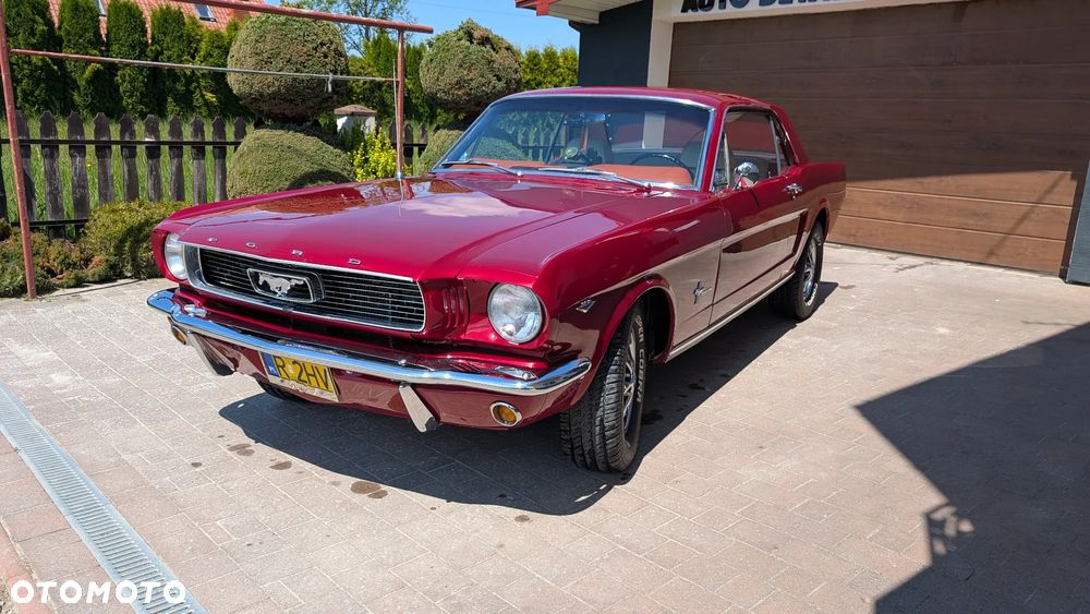 Ford Mustang - 3
