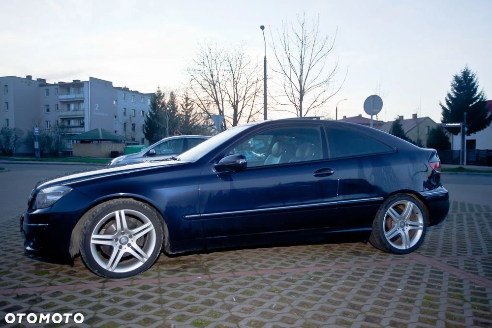 Mercedes-Benz CLC 200 Kompressor - 2