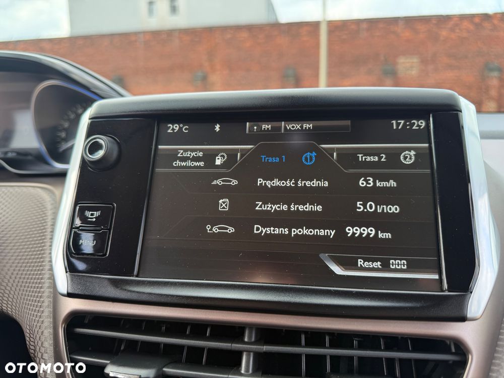 Peugeot 2008 e-HDi FAP 92 STOP & START Allure - 27