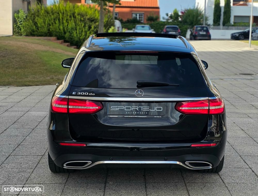 Mercedes-Benz E 300 de 9G-TRONIC AMG Line — fotografia 8
