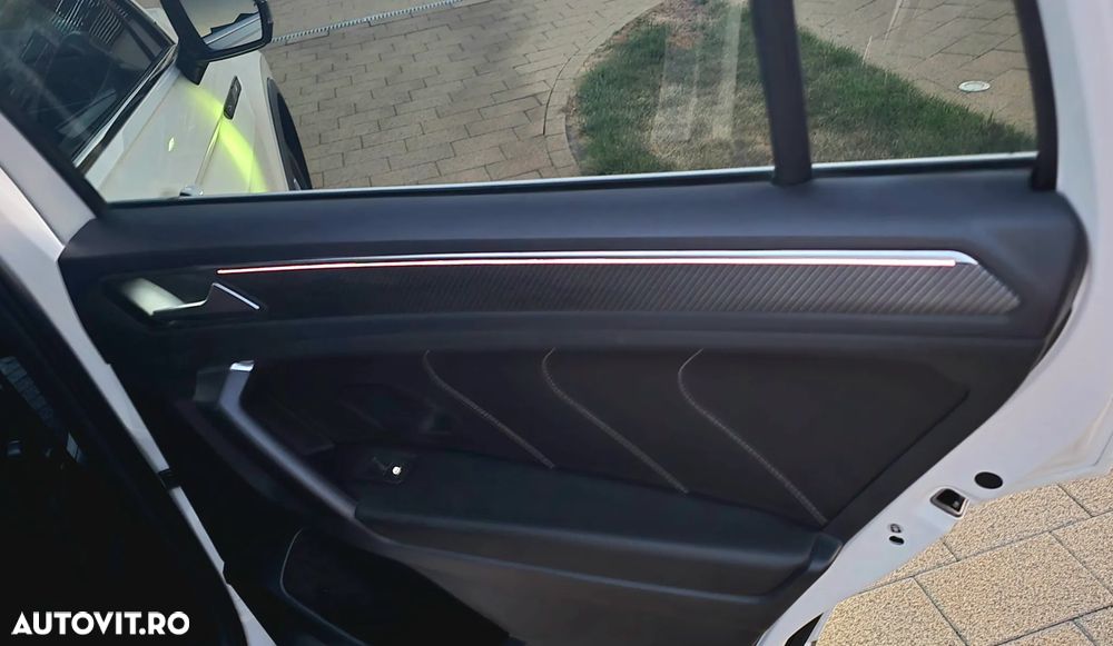 Volkswagen Tiguan - 19