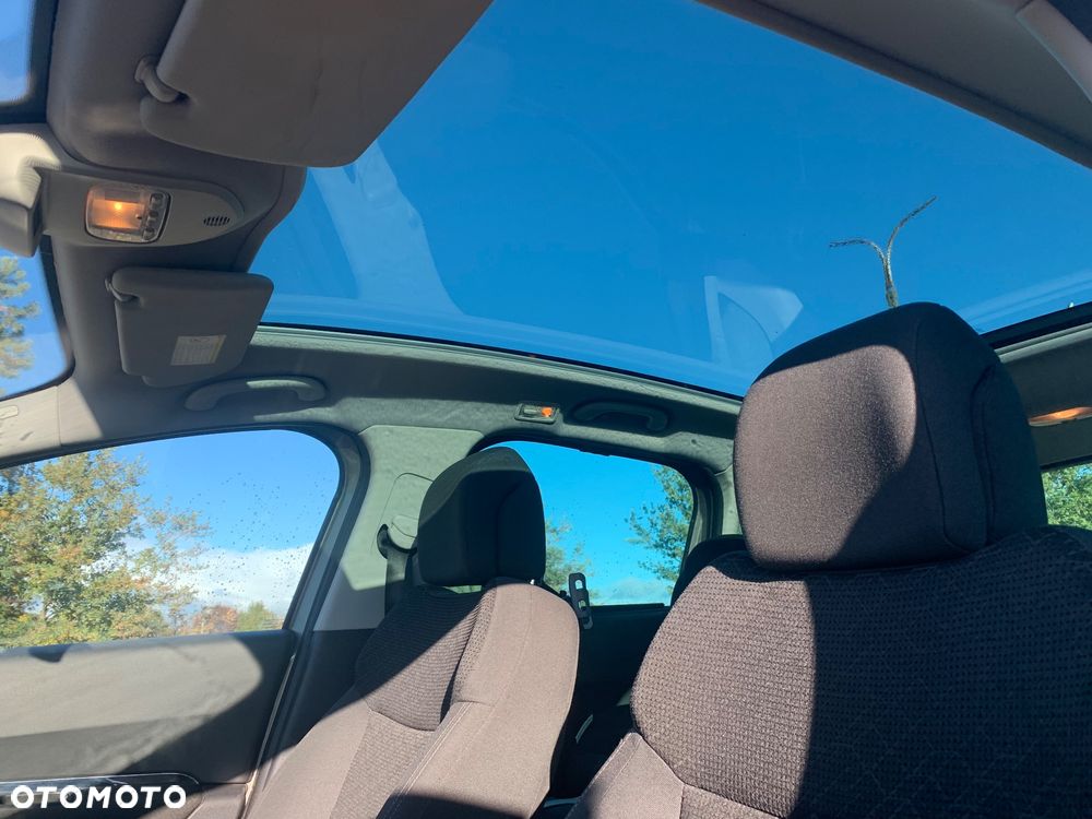 Peugeot 3008 1.6 HDi Premium - 10