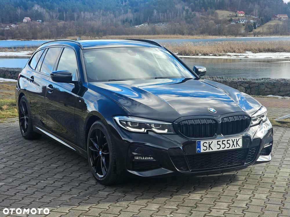 BMW 3 Series 2021 photo 2