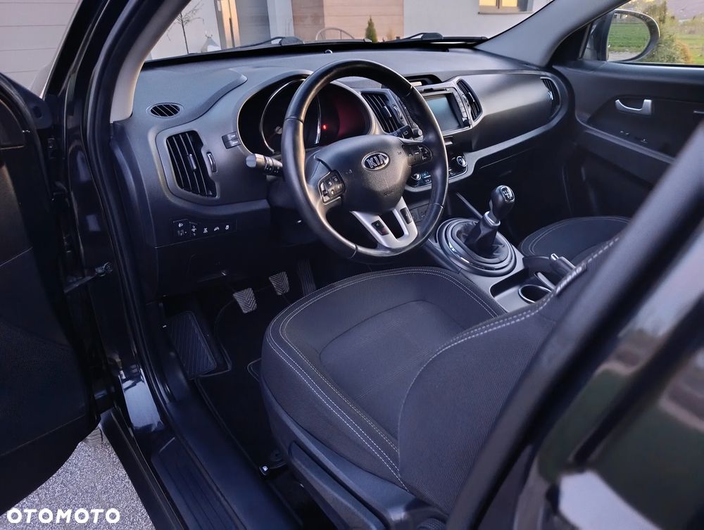 Kia Sportage 2.0 CRDI 4WD Fifa World Cup Edition - 12