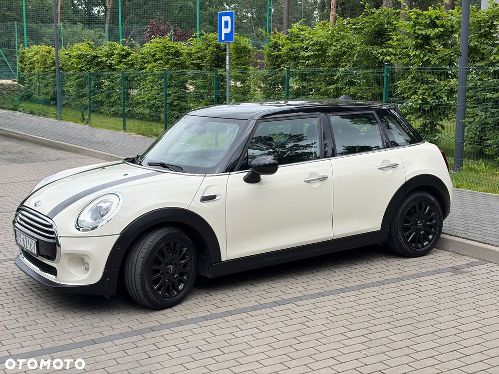 MINI Cooper Standard - 3