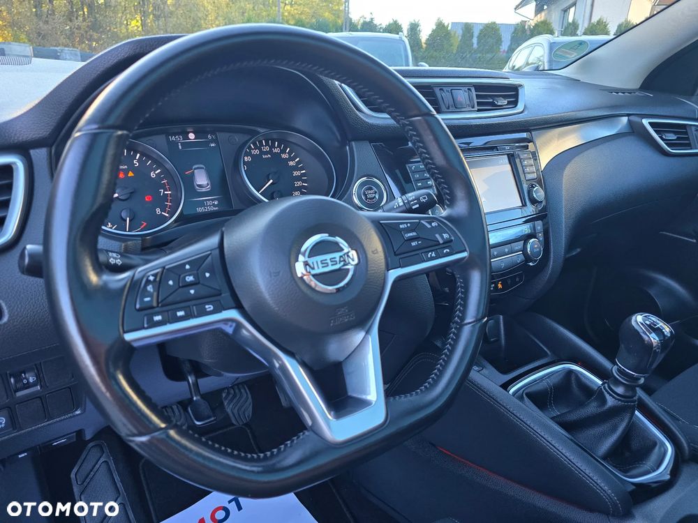 Nissan Qashqai 1.6 DIG-T N-Connecta - 30