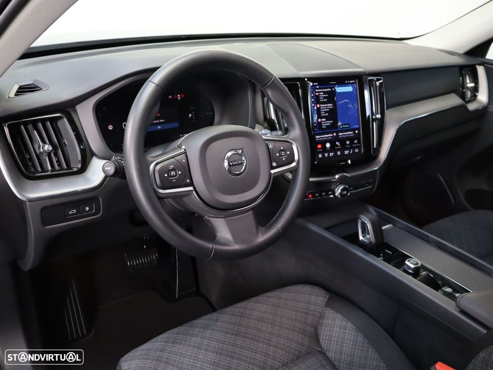 Volvo XC 60 2.0 T6 PHEV Core AWD - 10