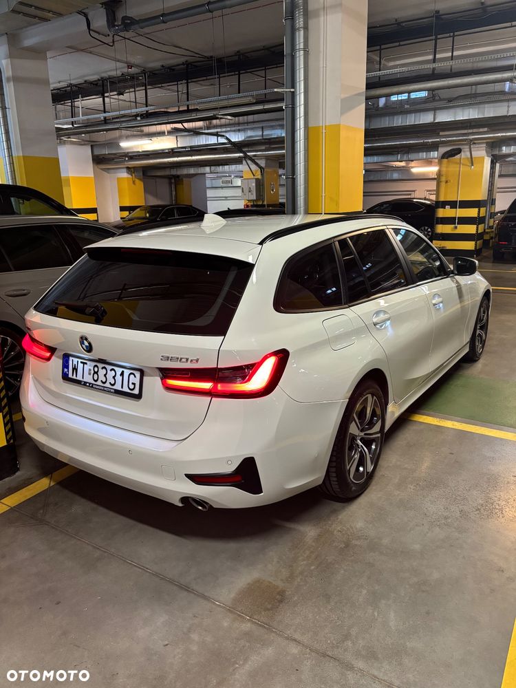 BMW Seria 3 320d xDrive - 4
