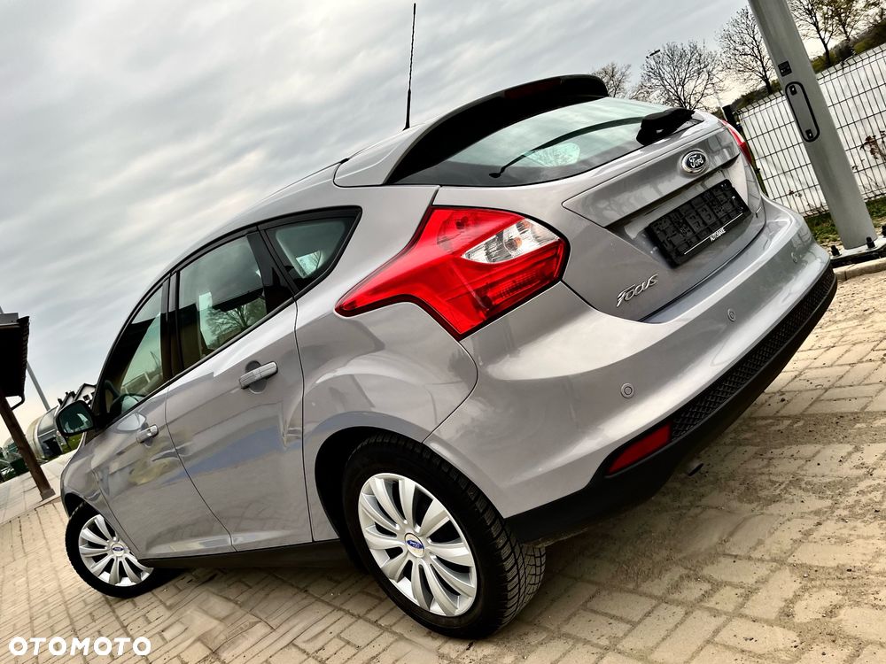 Ford Focus 1.0 EcoBoost STart-Stopp-System TITANIUM - 4