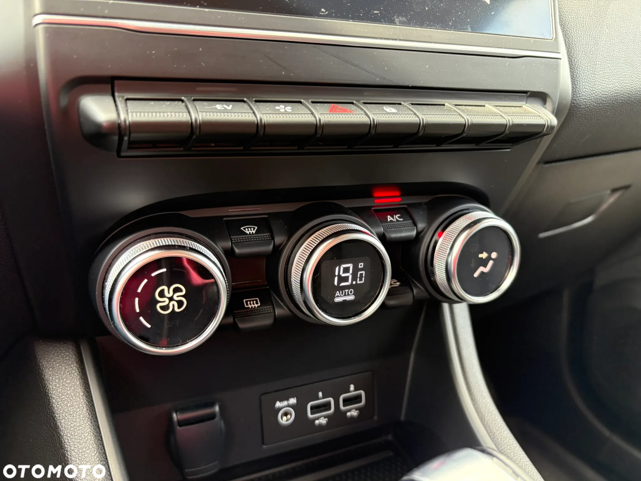 Renault Captur 1.6 E-TECH Full Hybrid 145 Intens - 16