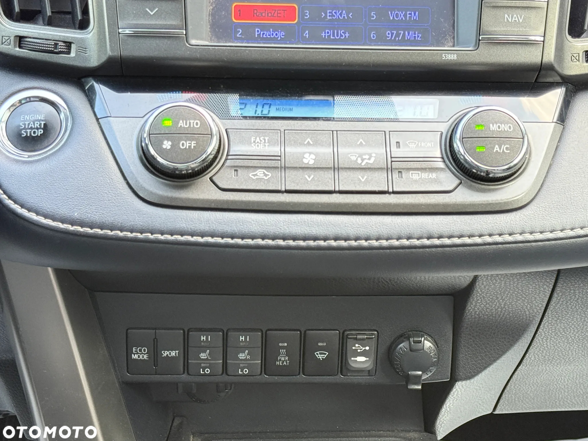 Toyota RAV4 - 10