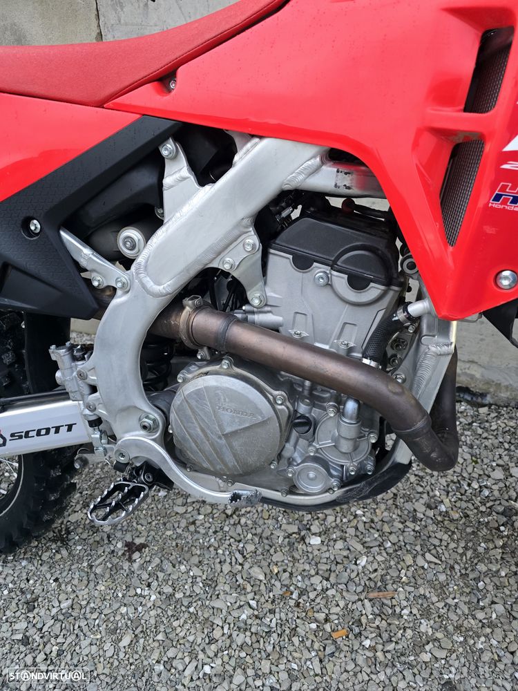 Honda CRF - 4