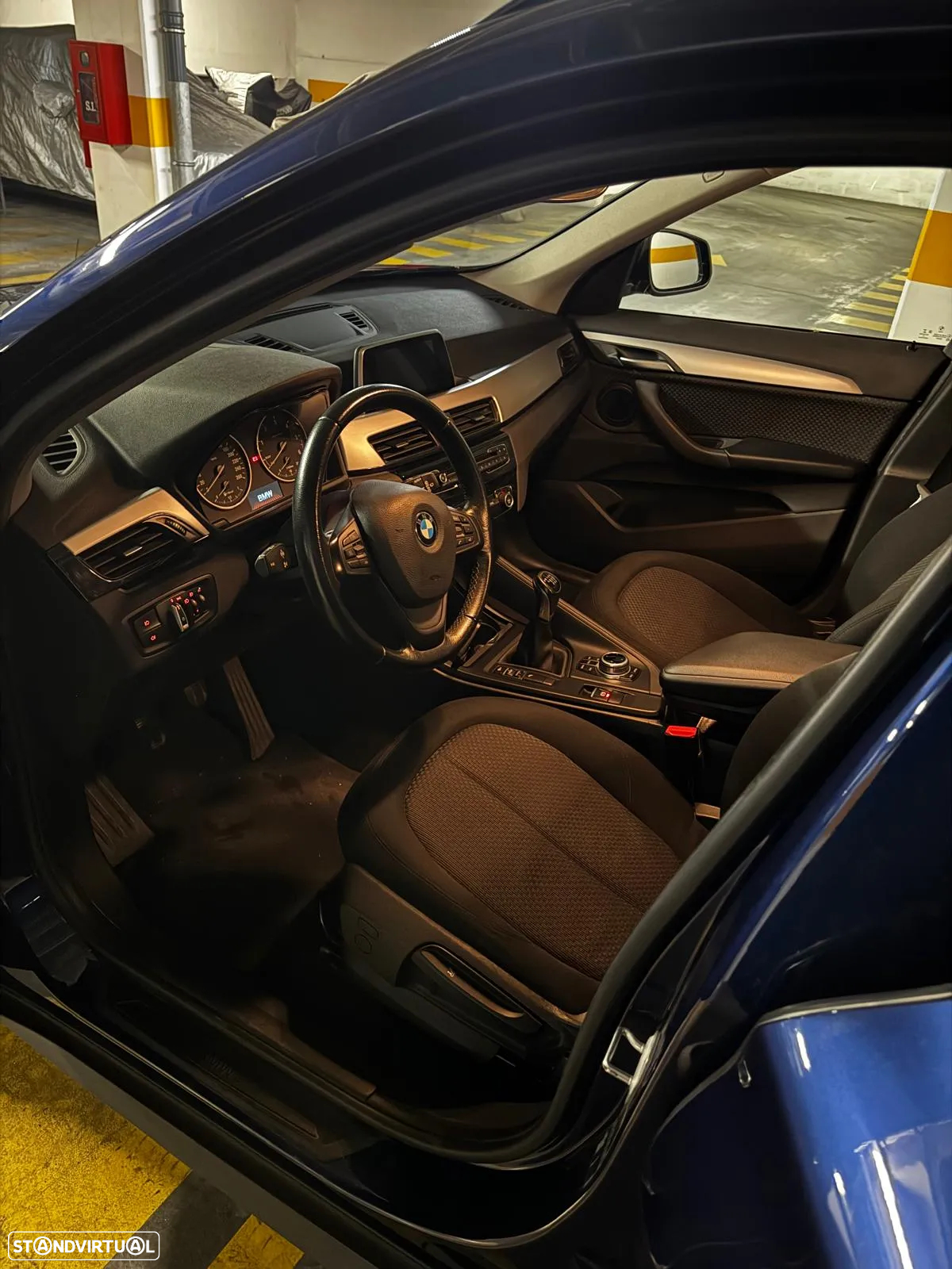 BMW X1 18 d xDrive - 23