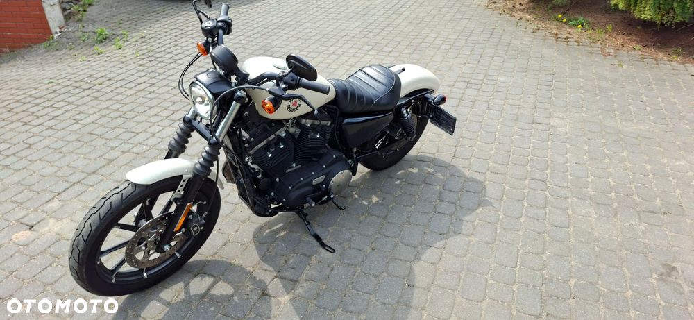 Harley-Davidson Sportster Iron 883 - 7