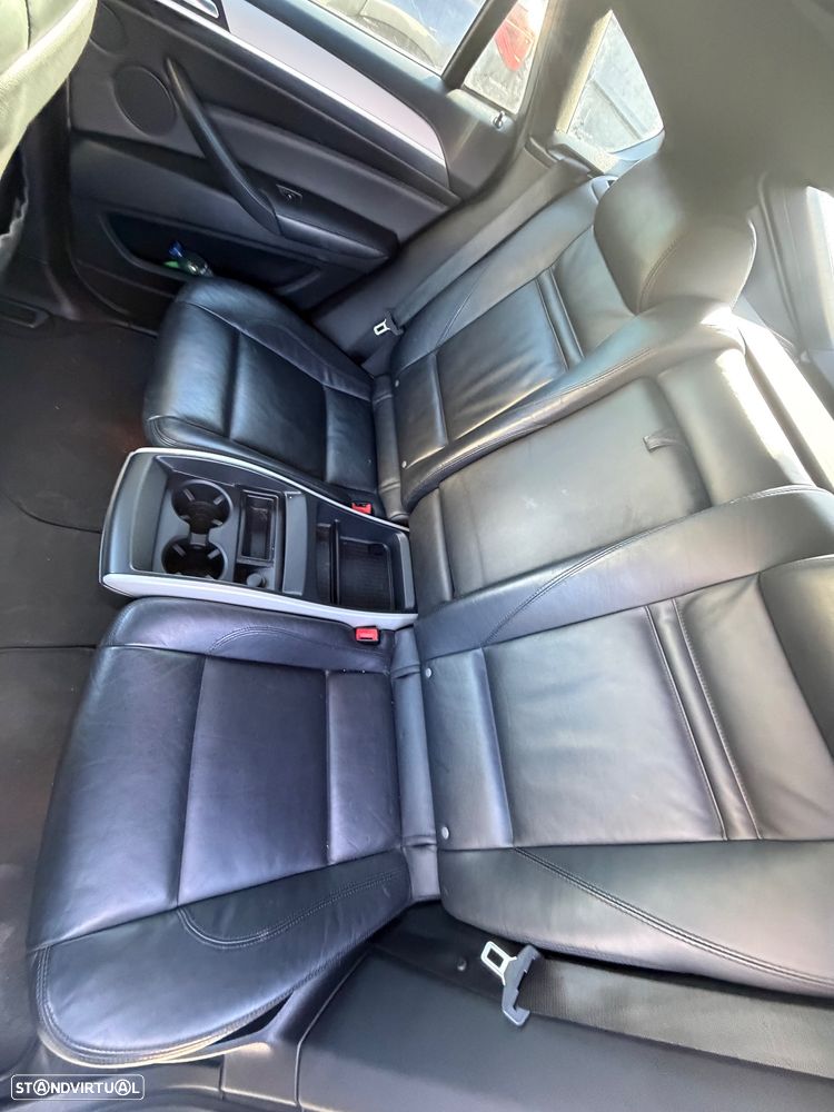 BMW X6 xDrive40d - 19