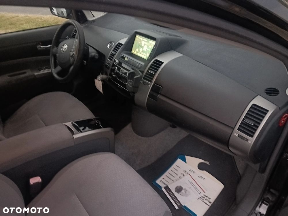 Toyota Prius 1.5 VVT-i Prestige - 9