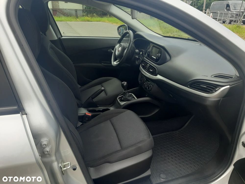 Fiat Tipo 1.4 16V Lounge - 18