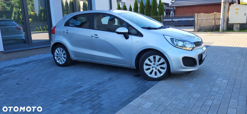 Kia Rio 1.2 Attract - 3