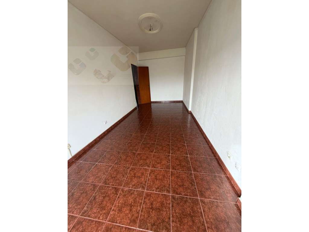 Belas Idanha, T2, Arrecadação individual, Excelente oportunidade!!!! - Grande imagem: 2/24