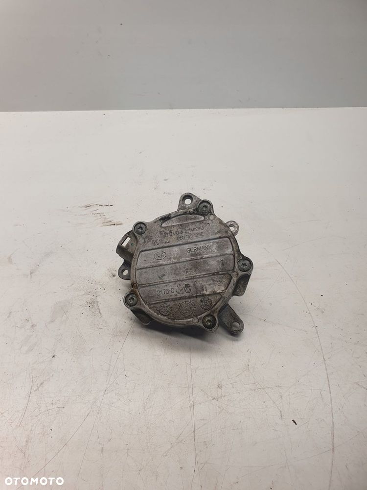 POMPA VACUM AUDI A4 A3 A6 VW 2,0 TFSI 06D145100E - 1