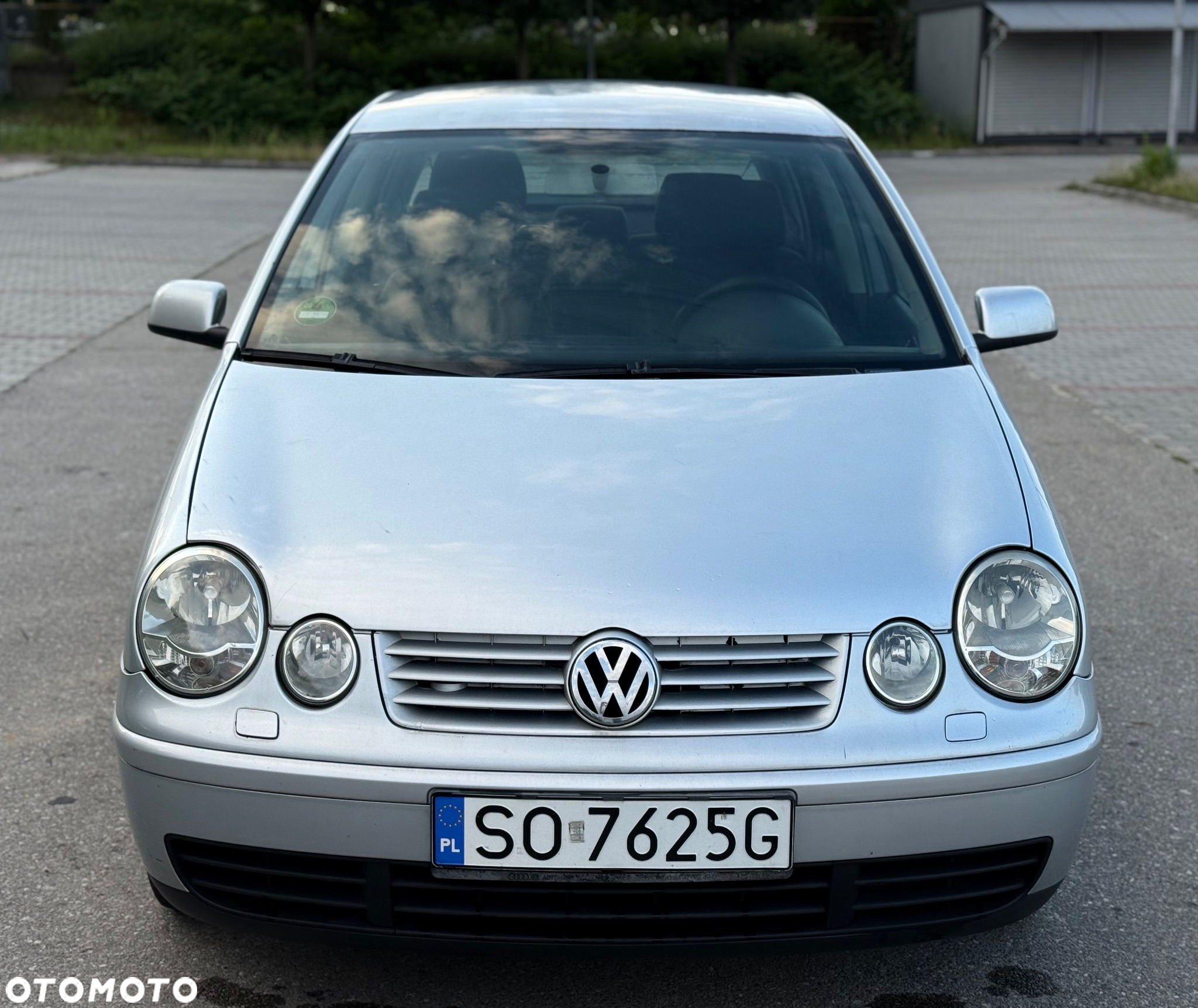 Volkswagen Polo - 2