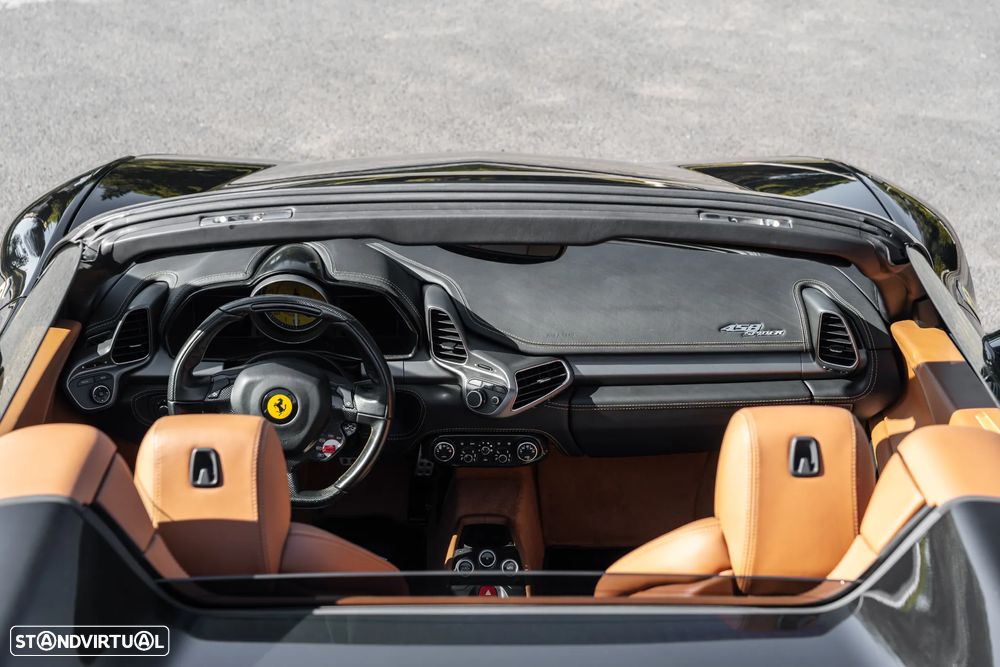 Ferrari 458 Spider - 15