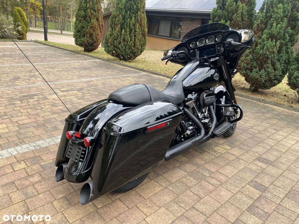 Harley-Davidson Touring Street Glide - 15