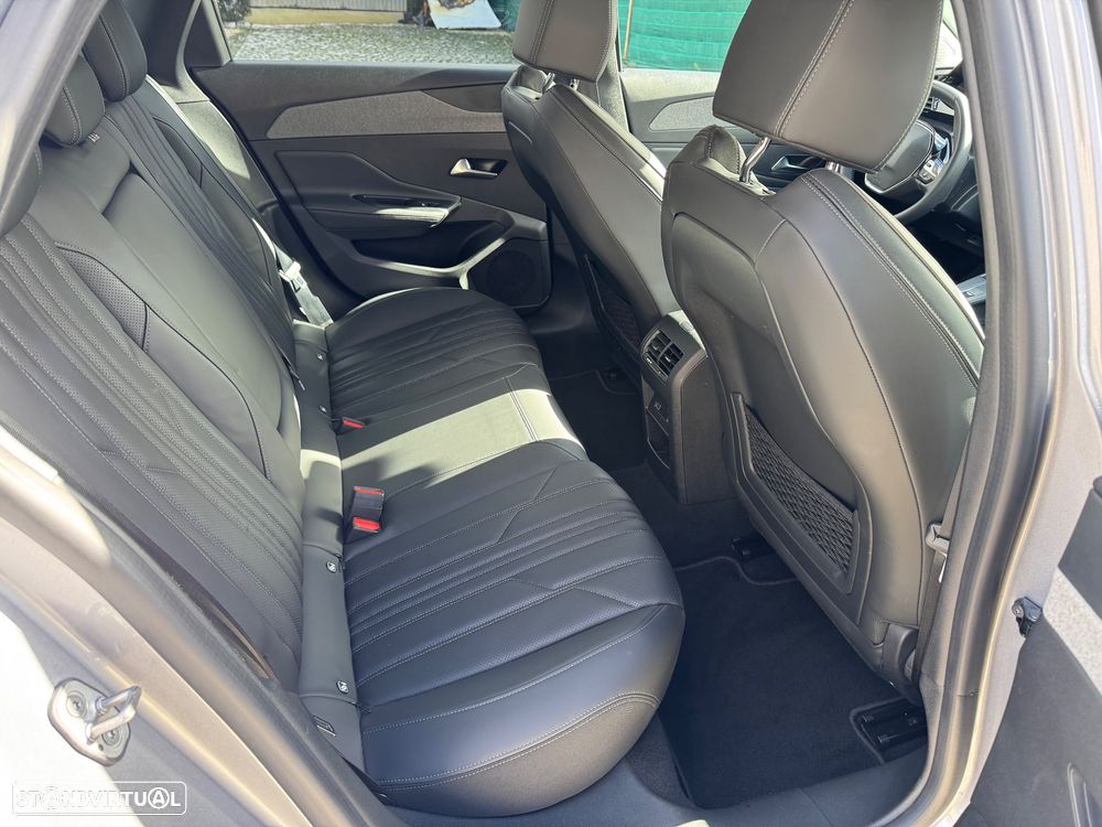 Peugeot 308 SW 1.6 Hybrid Allure Pack e-EAT8 - 33