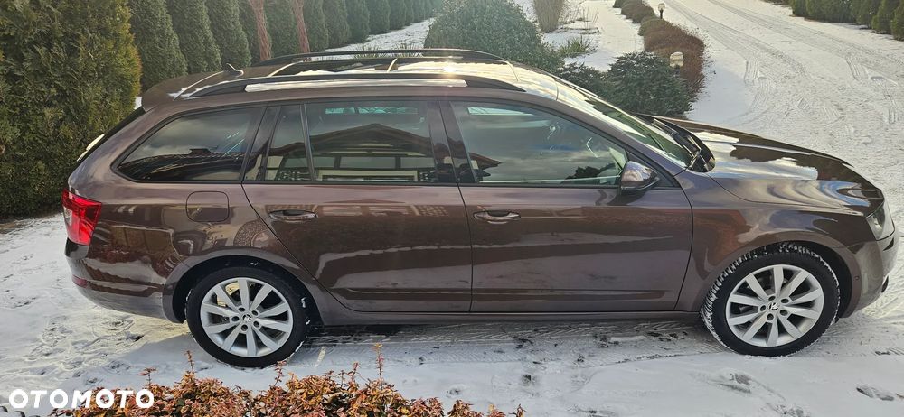 Skoda Octavia 2.0 TDI DSG Ambition - 22