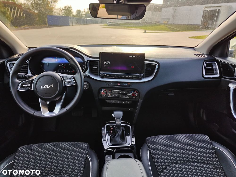 Kia XCeed 1.5 T-GDI Business Line DCT - 12