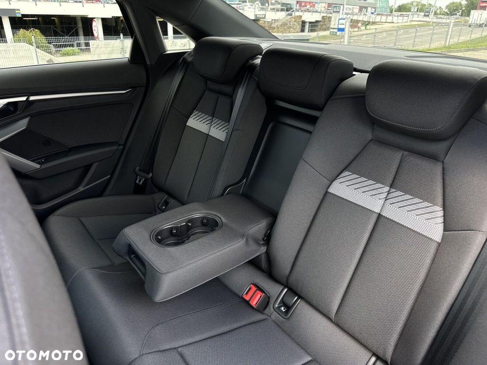 Audi A3 Limousine TFSI mHEV 110 kW S Line S tronic - 35