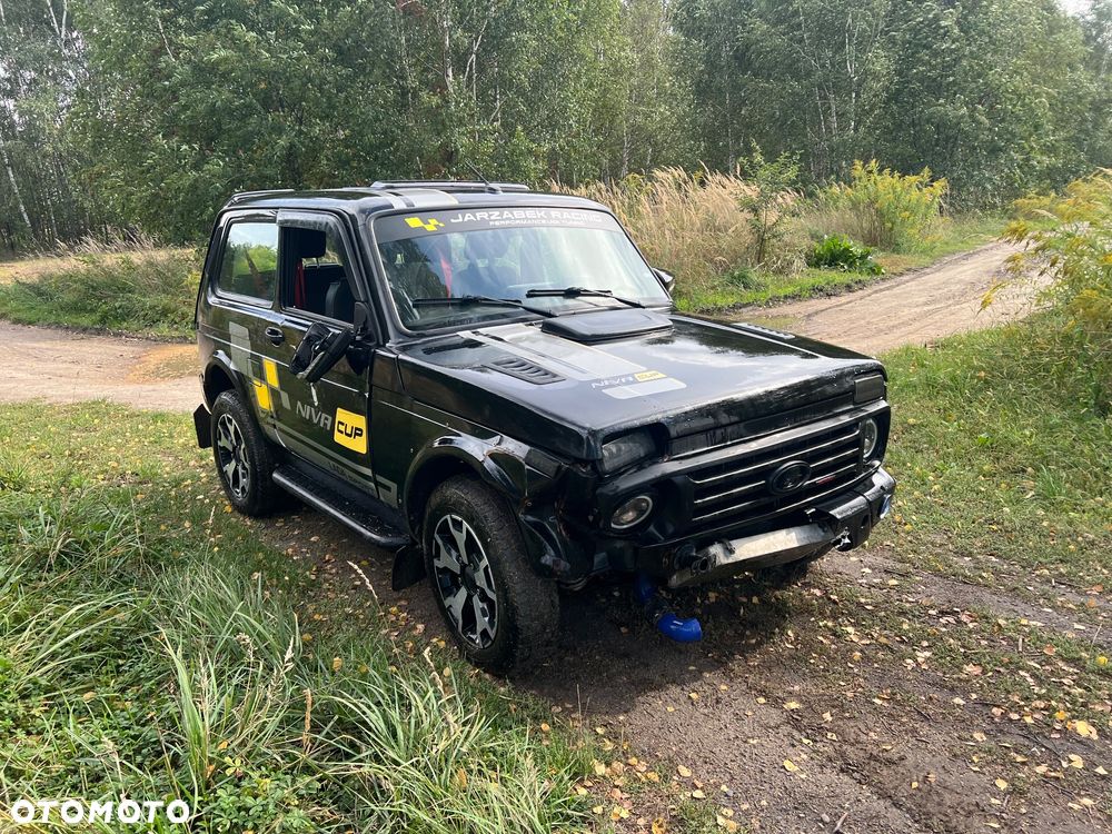 Lada Niva - 1