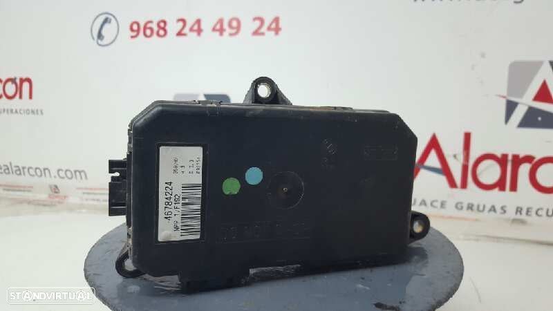 CENTRALINA/BOMBA FECHO CENTRAL FIAT STILO (192) 1.9 JTD CAT - 1