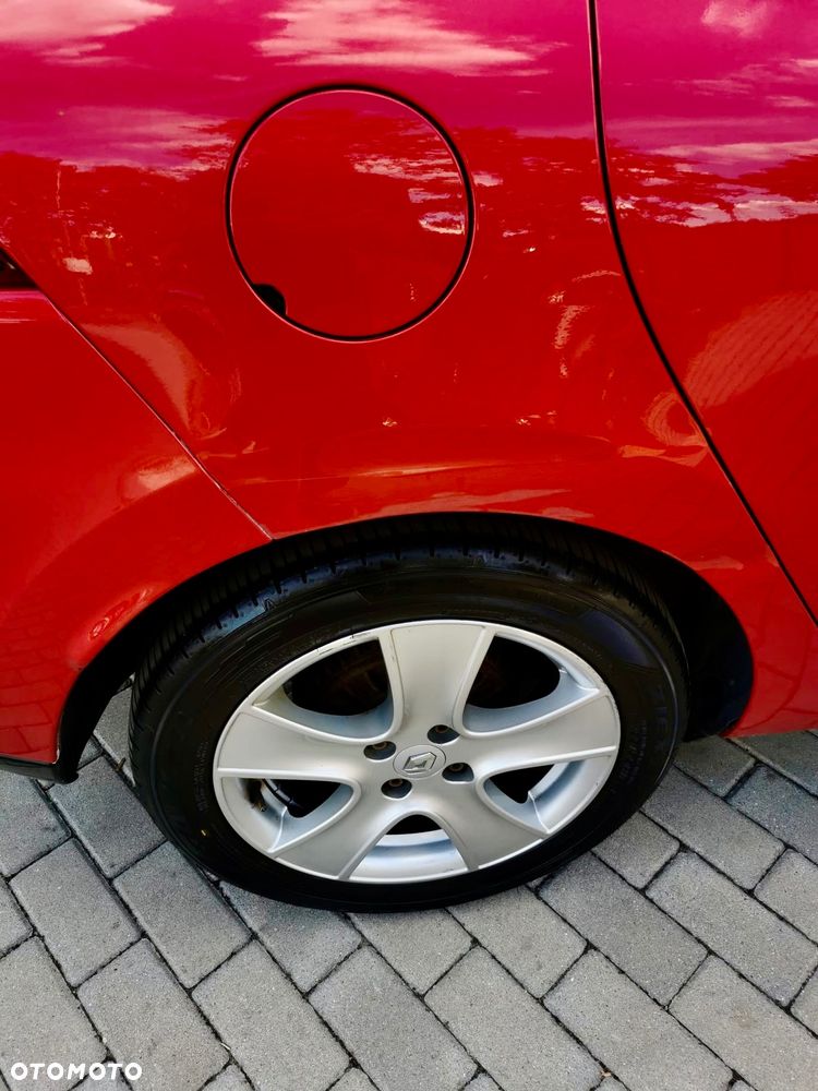 Renault Clio TCe 90 Limited - 31