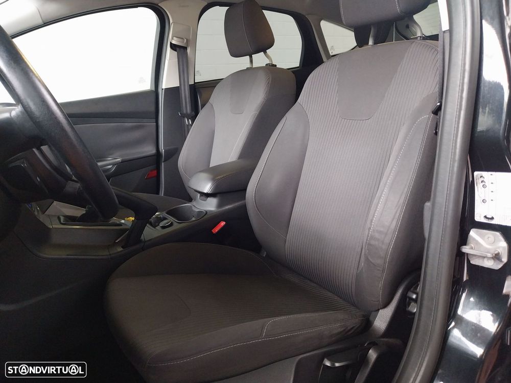 Ford Focus 1.6 TDCi Titanium - 4