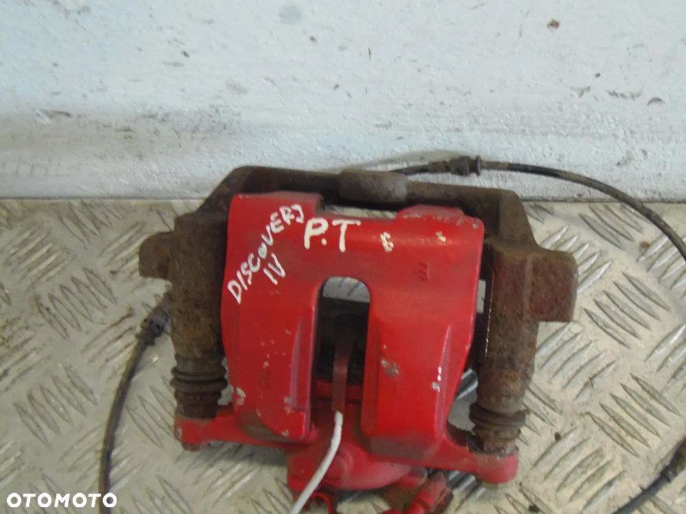 DISCOVERY IV 12R 3.0 D ZACISK PRAWY TYŁ - 2